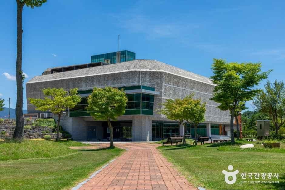 고창 세계유산 고인돌박물관 여행 추천 - 메고지고 고창 세계유산 고인돌박물관 여행 추천 - 메고지고