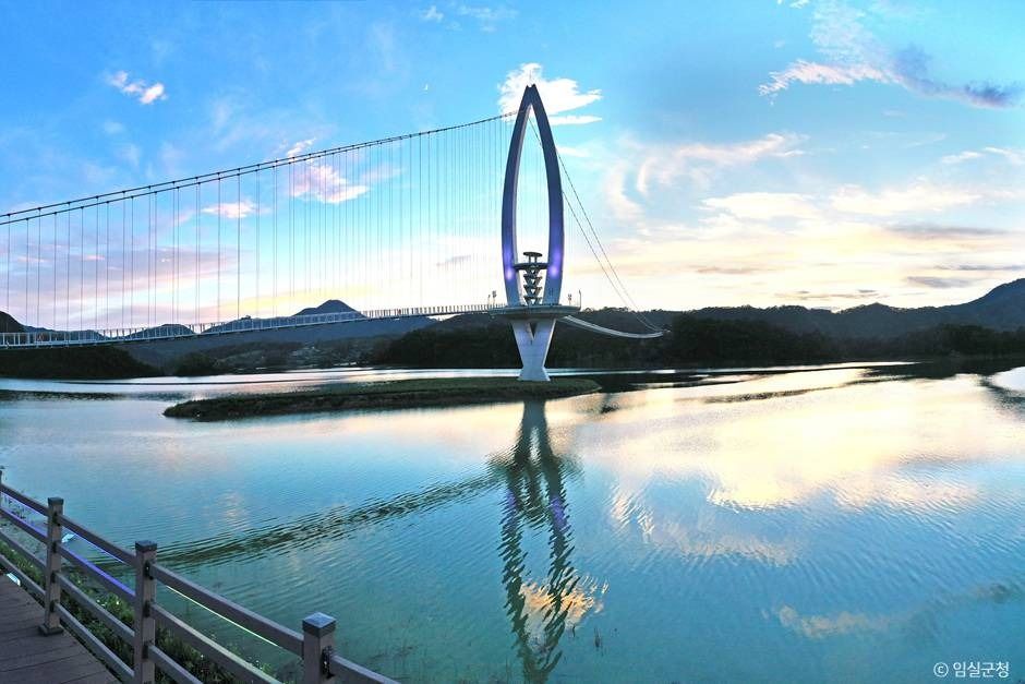 옥정호 출렁다리 및 붕어섬생태공원 여행 추천 - 메고지고