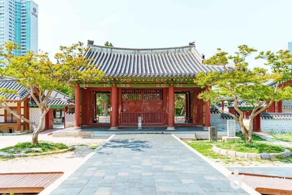 서울 동관왕묘 여행 추천 - 메고지고 서울 동관왕묘 여행 추천 - 메고지고
