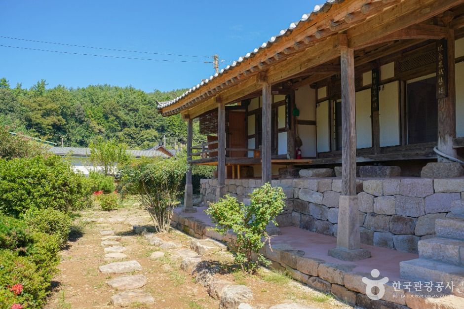 장흥 죽헌고택 여행 추천 - 메고지고 장흥 죽헌고택 여행 추천 - 메고지고