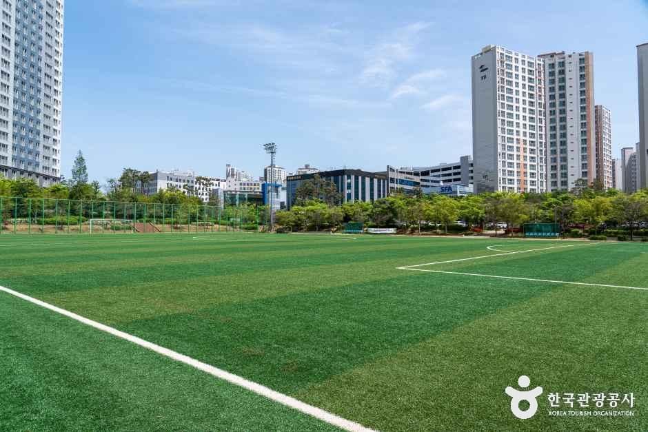 동탄치동천체육공원 여행 추천 - 메고지고