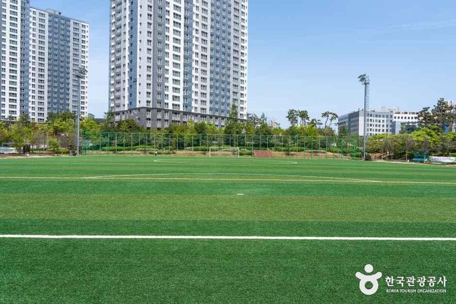 동탄치동천체육공원 여행 추천 - 메고지고