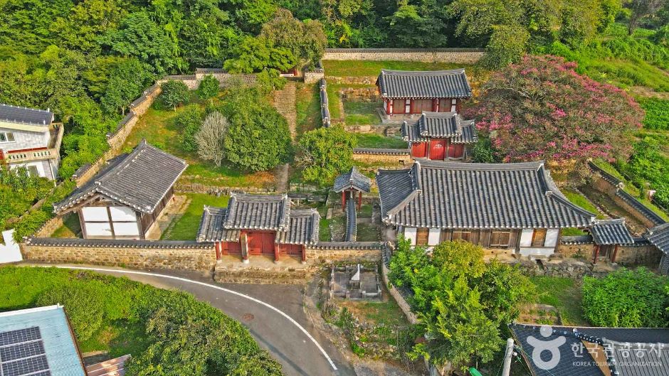 연곡서원 여행 추천 - 메고지고 연곡서원 여행 추천 - 메고지고