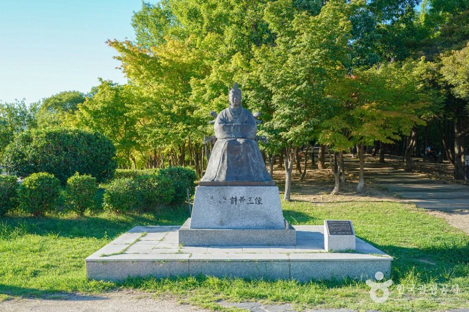 수릉원 여행 추천 - 메고지고 수릉원 여행 추천 - 메고지고