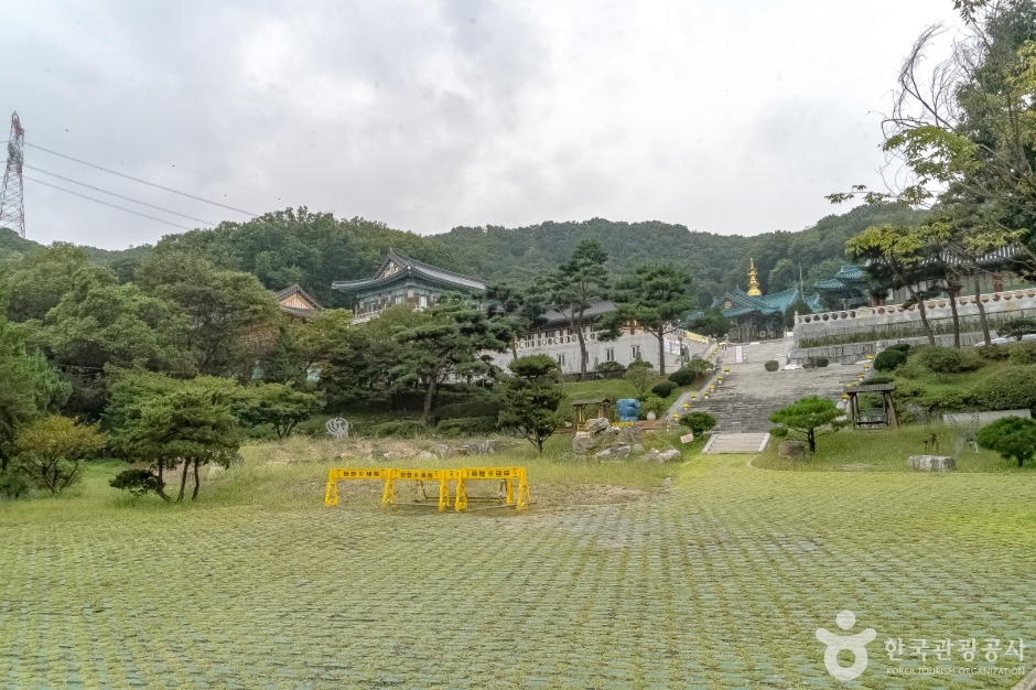 법륜사(용인 문수산) 여행 추천 - 메고지고 법륜사(용인 문수산) 여행 추천 - 메고지고