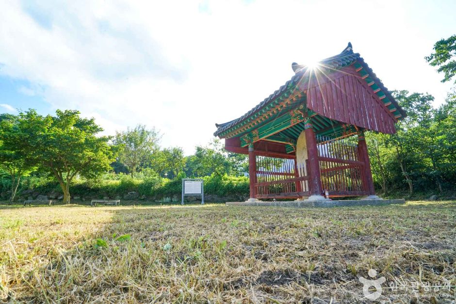 거창 강남사지 석조여래입상 여행 추천 - 메고지고 거창 강남사지 석조여래입상 여행 추천 - 메고지고