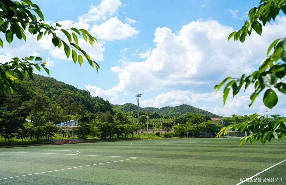 수달캠핑장 여행 추천 - 메고지고 수달캠핑장 여행 추천 - 메고지고