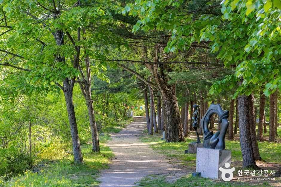속리산조각공원 여행 추천 - 메고지고 속리산조각공원 여행 추천 - 메고지고
