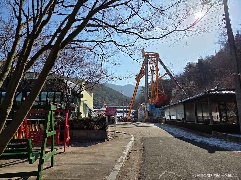 모악랜드눈썰매장 여행 추천 - 메고지고 모악랜드눈썰매장 여행 추천 - 메고지고