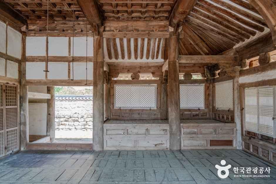 태인동헌 여행 추천 - 메고지고 태인동헌 여행 추천 - 메고지고