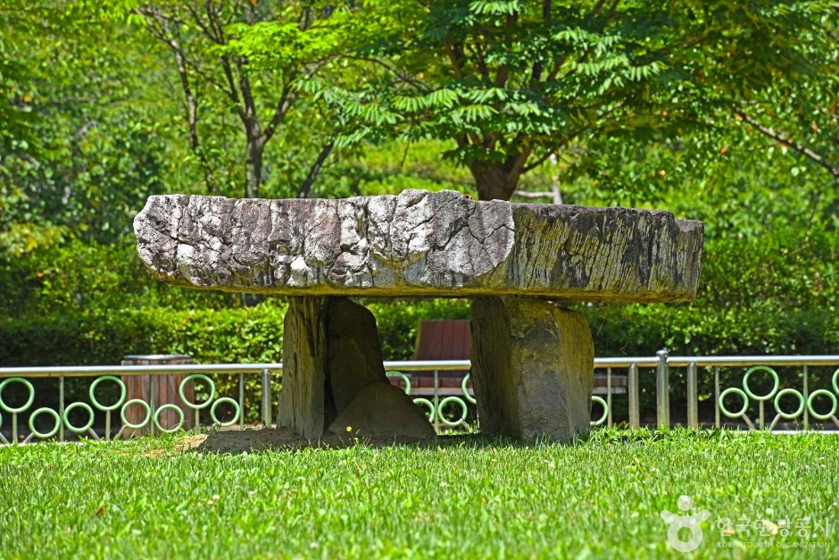 옥천 석탄리 고인돌 여행 추천 - 메고지고 옥천 석탄리 고인돌 여행 추천 - 메고지고