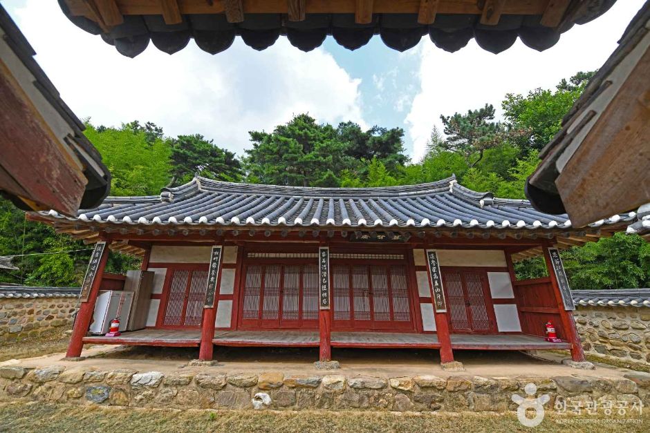 월강서원 여행 추천 - 메고지고 월강서원 여행 추천 - 메고지고