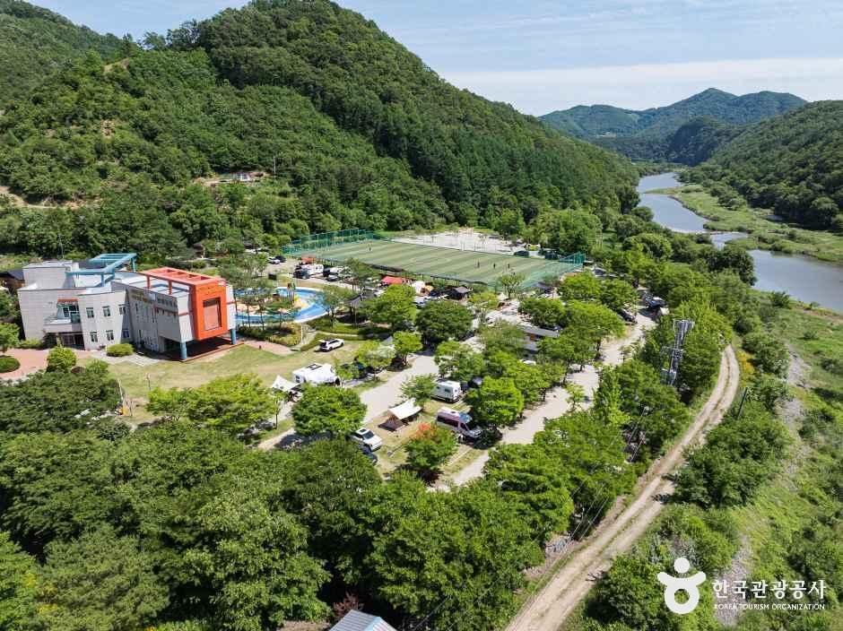 한두레마을너와두리캠핑장 여행 추천 - 메고지고