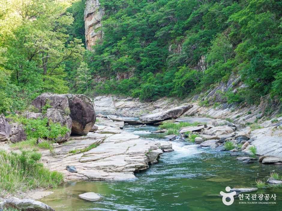 선암계곡(하선암) 여행 추천 - 메고지고 선암계곡(하선암) 여행 추천 - 메고지고