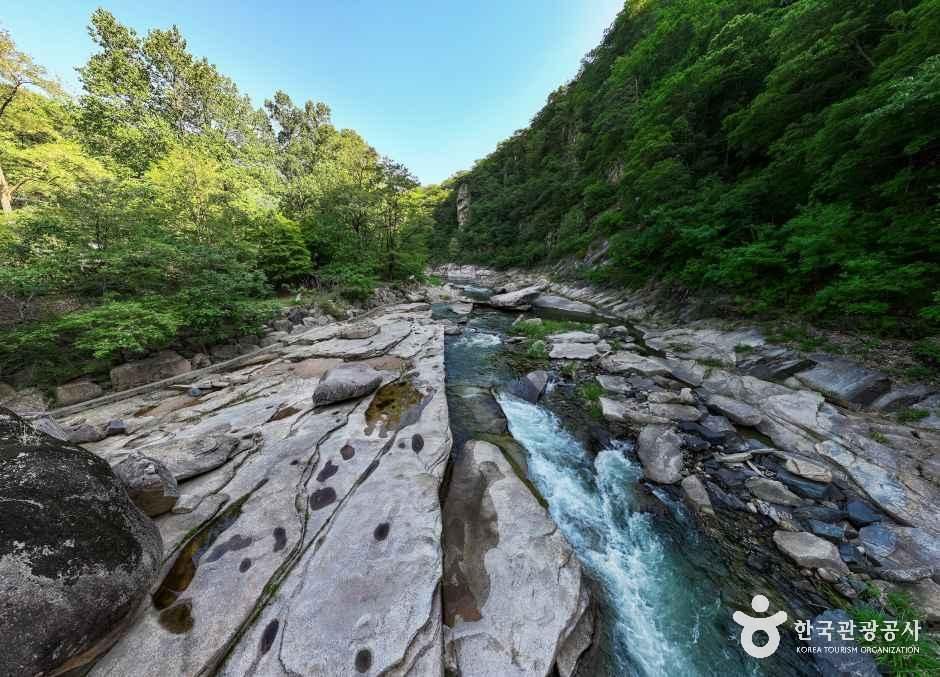 선암계곡(하선암) 여행 추천 - 메고지고 선암계곡(하선암) 여행 추천 - 메고지고