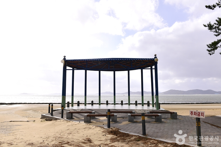 안악해변 여행 추천 - 메고지고