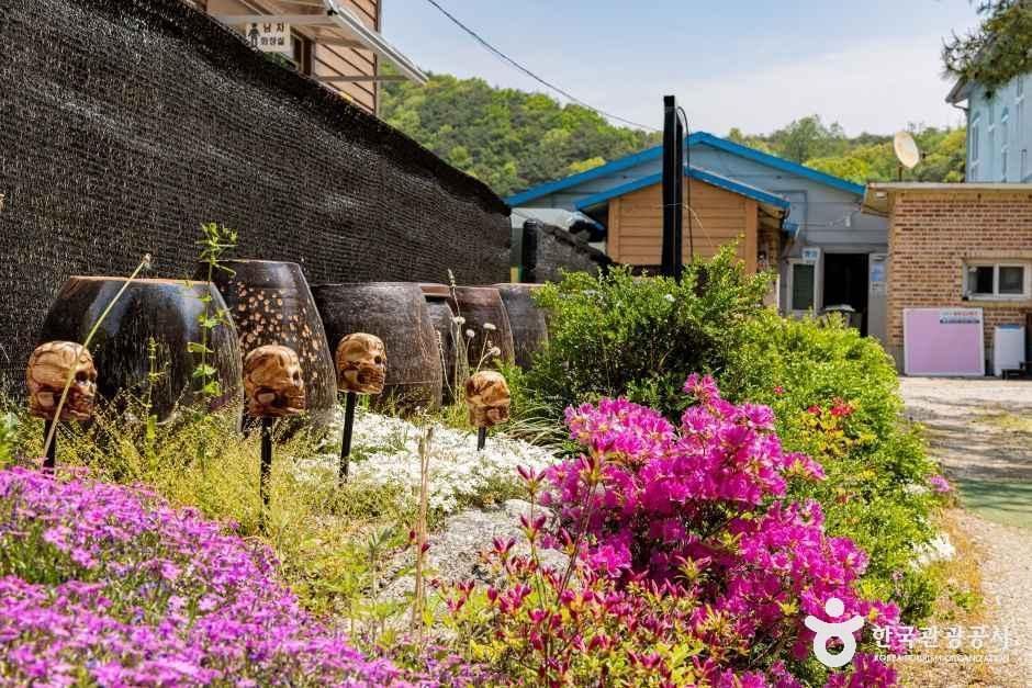 시냇가 캠핑장 여행 추천 - 메고지고 시냇가 캠핑장 여행 추천 - 메고지고