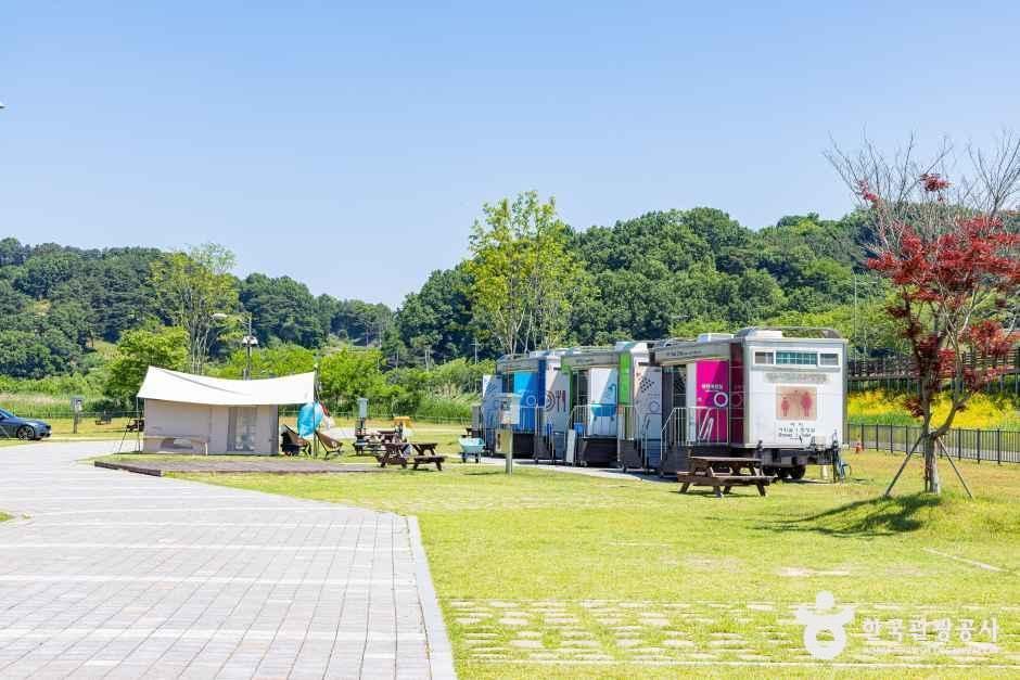 현도오토캠핑장 여행 추천 - 메고지고 현도오토캠핑장 여행 추천 - 메고지고