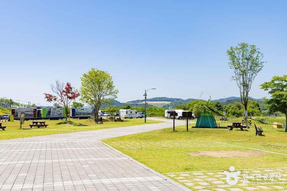 현도오토캠핑장 여행 추천 - 메고지고 현도오토캠핑장 여행 추천 - 메고지고