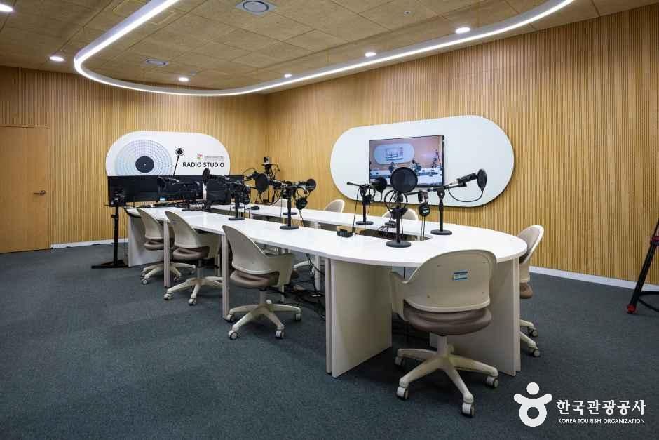 김포미디어아트센터 여행 추천 - 메고지고 김포미디어아트센터 여행 추천 - 메고지고