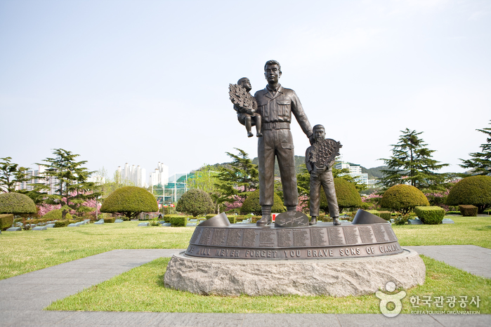 유엔기념공원 여행 추천 - 메고지고 유엔기념공원 여행 추천 - 메고지고