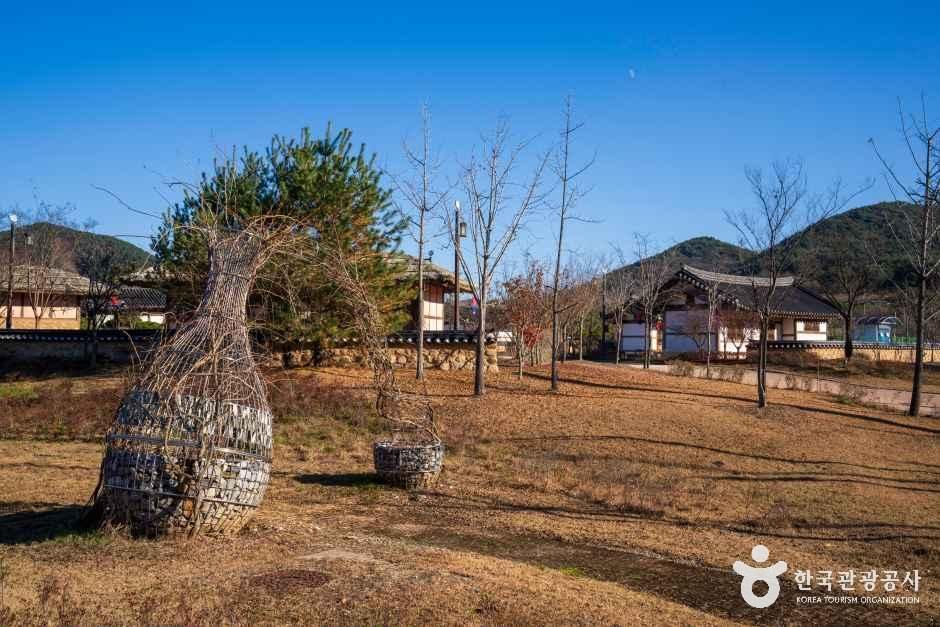 보부상문화체험촌 여행 추천 - 메고지고 보부상문화체험촌 여행 추천 - 메고지고