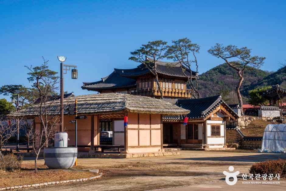 보부상문화체험촌 여행 추천 - 메고지고 보부상문화체험촌 여행 추천 - 메고지고