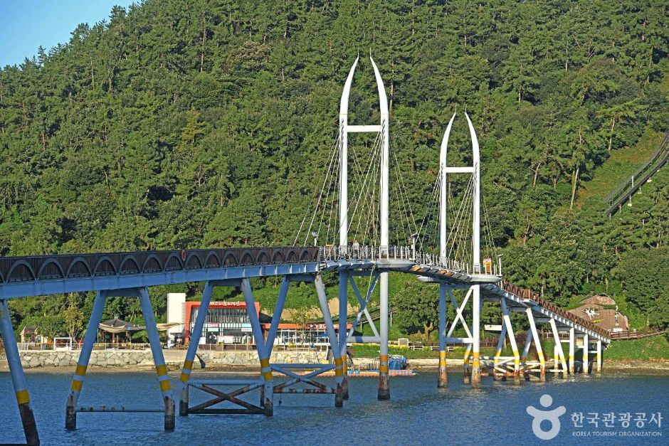 가우도 출렁다리 여행 추천 - 메고지고