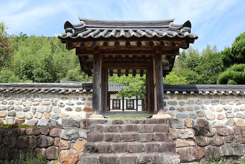 추원재(김종직선생생가) 여행 추천 - 메고지고 추원재(김종직선생생가) 여행 추천 - 메고지고