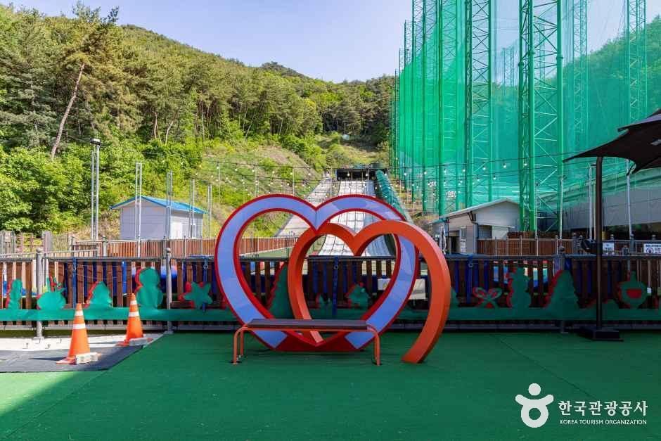 단양 사계절썰매장 여행 추천 - 메고지고 단양 사계절썰매장 여행 추천 - 메고지고