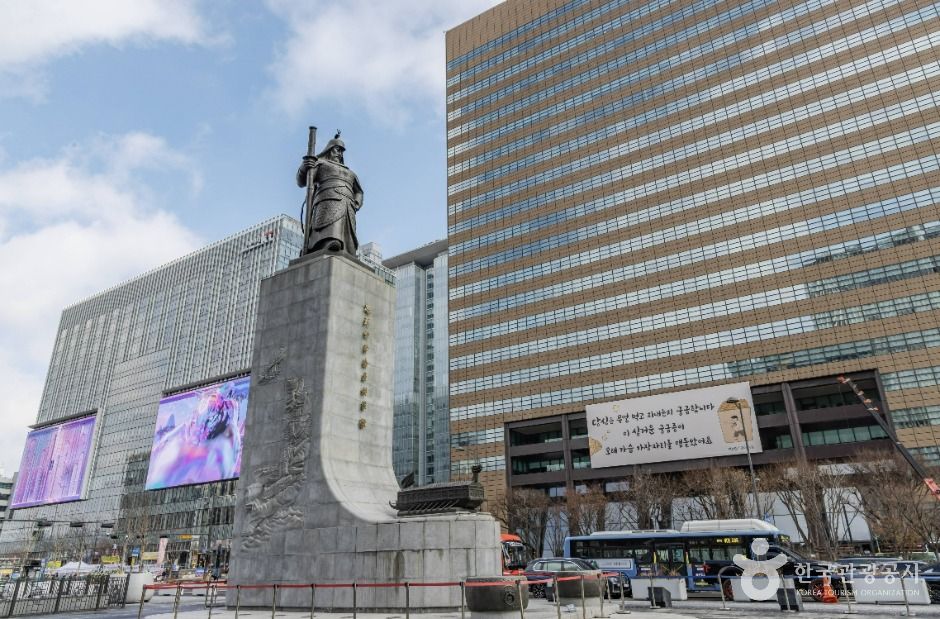 광화문광장 여행 추천 - 메고지고 광화문광장 여행 추천 - 메고지고