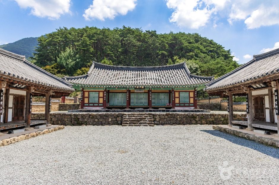 용산재 여행 추천 - 메고지고 용산재 여행 추천 - 메고지고
