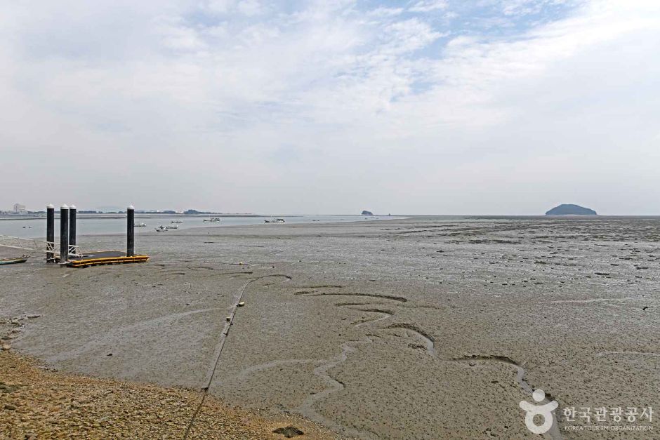 큰무리선착장 여행 추천 - 메고지고 큰무리선착장 여행 추천 - 메고지고