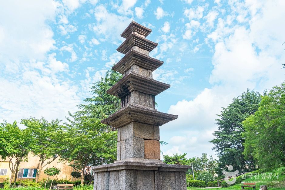 (전)광주 성거사지 오층석탑 여행 추천 - 메고지고 (전)광주 성거사지 오층석탑 여행 추천 - 메고지고