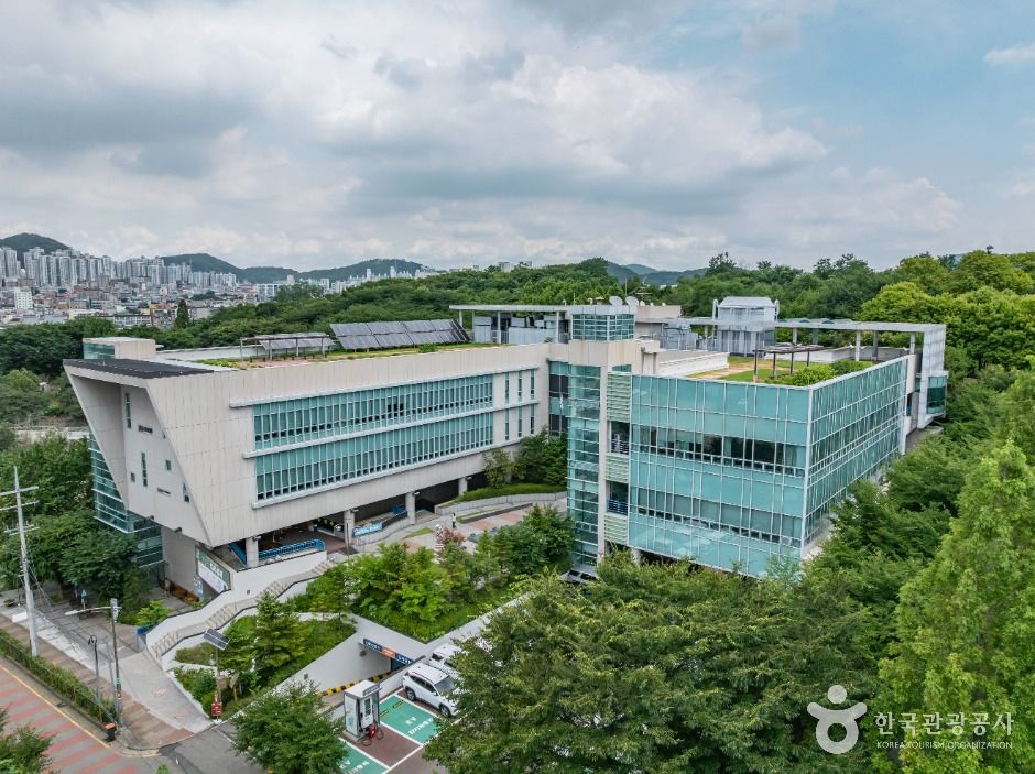 인천도서관 여행 추천 - 메고지고 인천도서관 여행 추천 - 메고지고