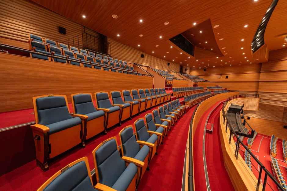 인천서해구문화회관 여행 추천 - 메고지고