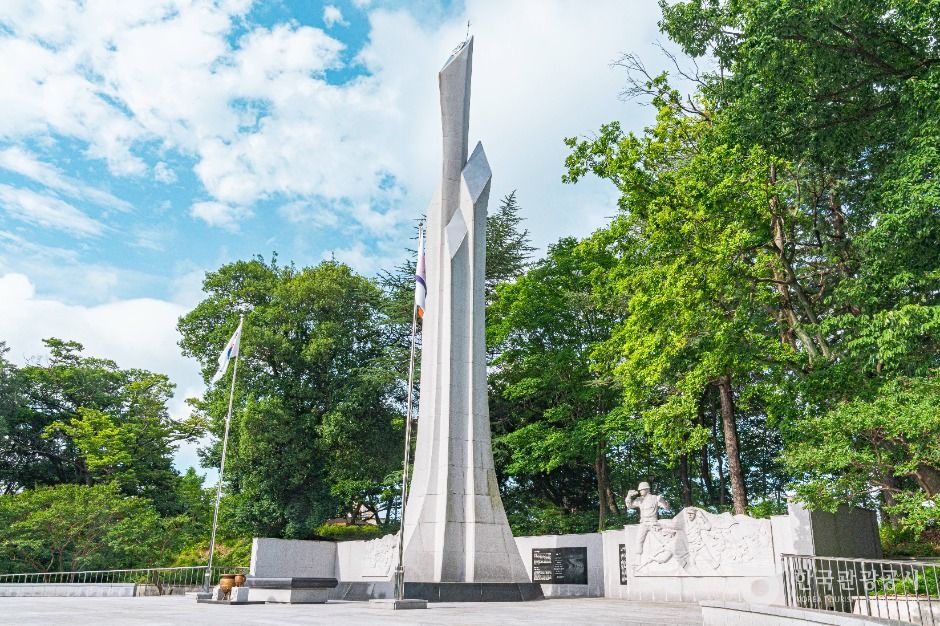 현충탑(광주) 여행 추천 - 메고지고 현충탑(광주) 여행 추천 - 메고지고