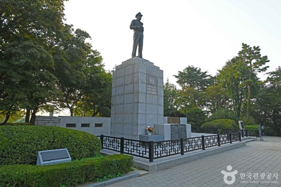 자유공원(인천) 여행 추천 - 메고지고 자유공원(인천) 여행 추천 - 메고지고