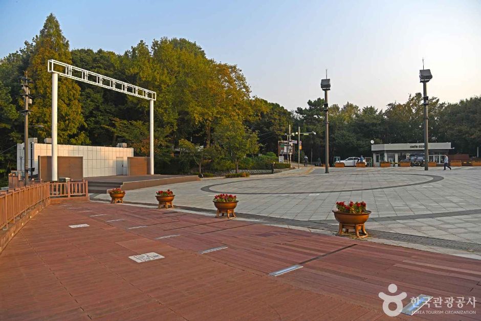 자유공원(인천) 여행 추천 - 메고지고 자유공원(인천) 여행 추천 - 메고지고