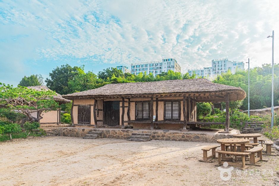 용아생가 여행 추천 - 메고지고