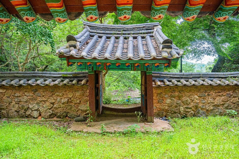 용진정사 여행 추천 - 메고지고 용진정사 여행 추천 - 메고지고