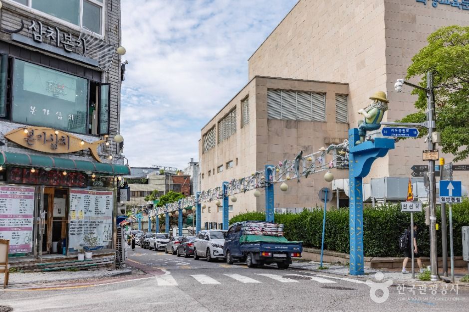 동인천 삼치거리 여행 추천 - 메고지고 동인천 삼치거리 여행 추천 - 메고지고