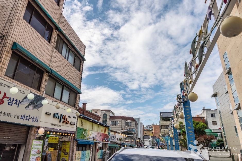 동인천 삼치거리 여행 추천 - 메고지고 동인천 삼치거리 여행 추천 - 메고지고