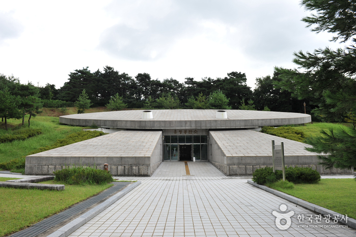 국립 5·18 민주묘지 여행 추천 - 메고지고