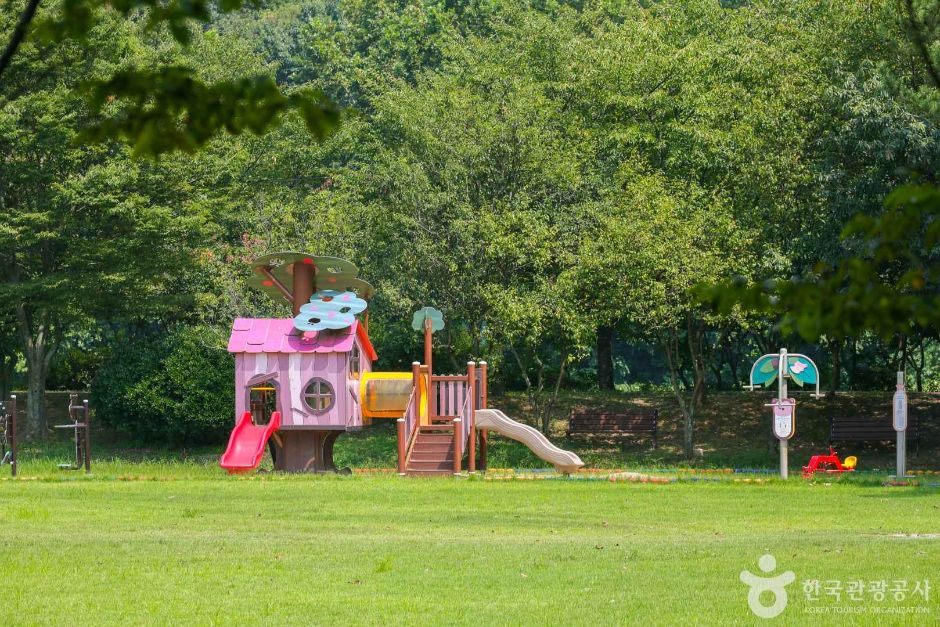 송산유원지 여행 추천 - 메고지고