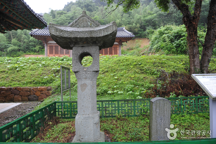 용천사 석등 여행 추천 - 메고지고