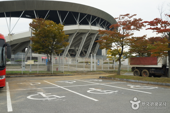 광주월드컵경기장 여행 추천 - 메고지고