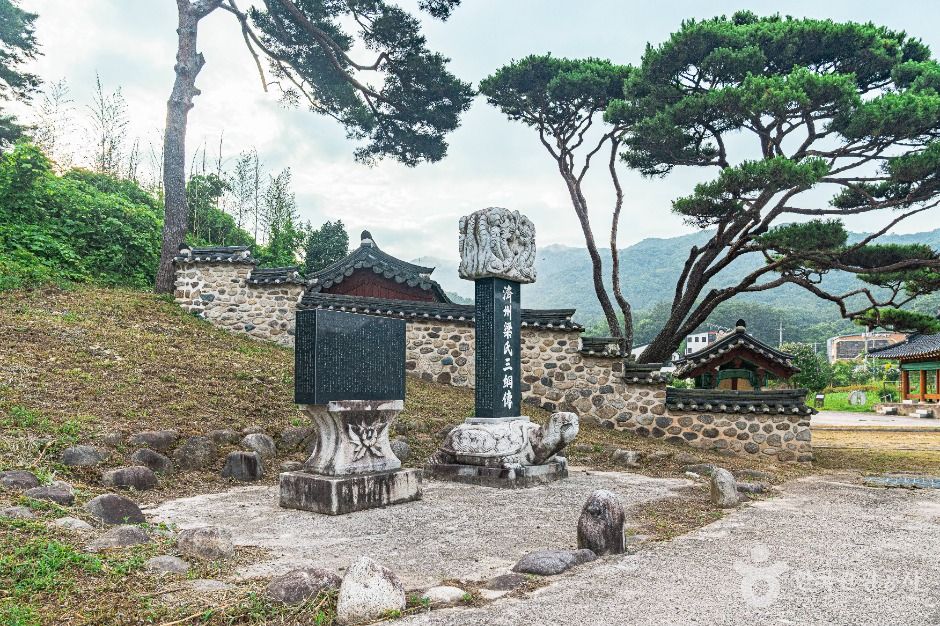 양씨삼강문 여행 추천 - 메고지고 양씨삼강문 여행 추천 - 메고지고