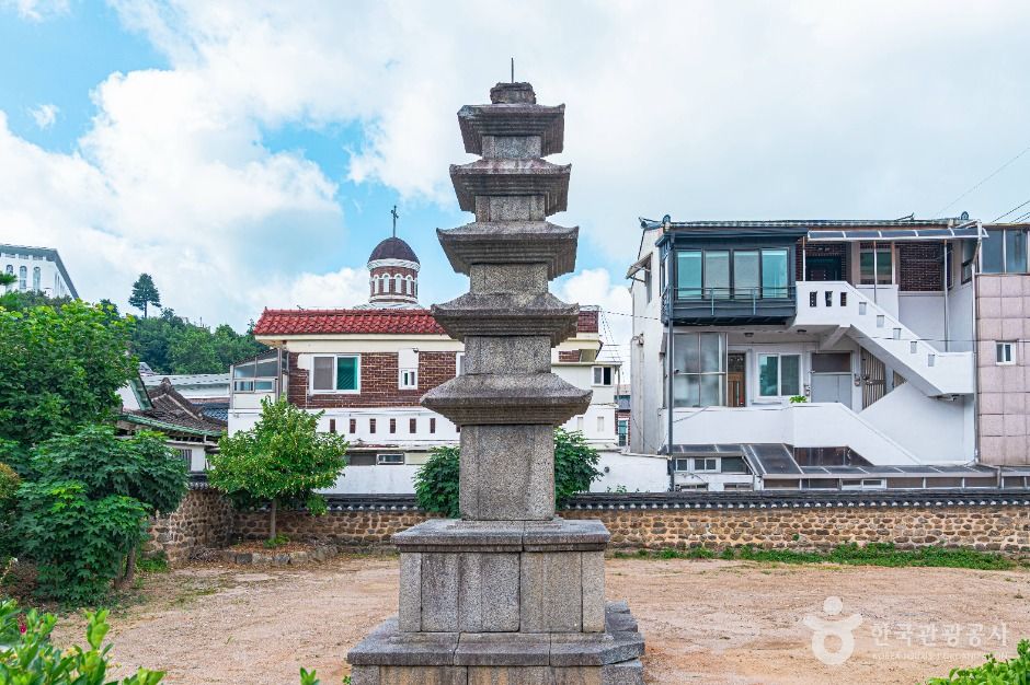 광주지산동오층석탑 여행 추천 - 메고지고