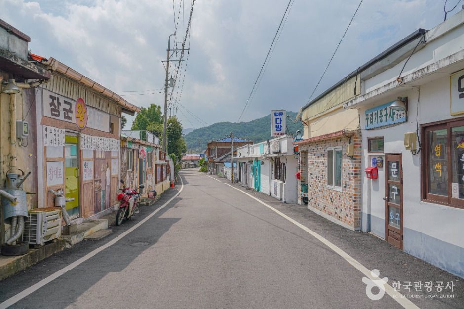득량역 추억의 거리 여행 추천 - 메고지고
